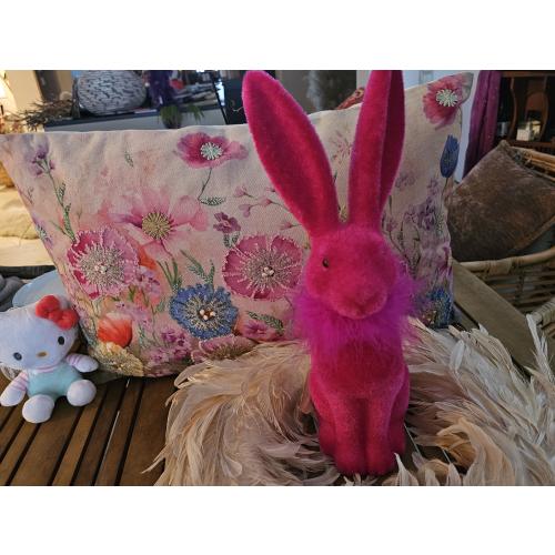 Kissen; Pastell 3 D bestickt; ca. 59 x 40 cm